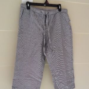 Liz Claiborne Women's Black and White Striped Capris